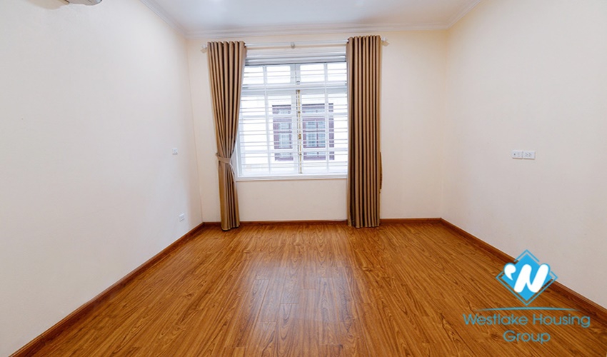 Newly renovated 5 bedroom villa for rent near UNIS school 